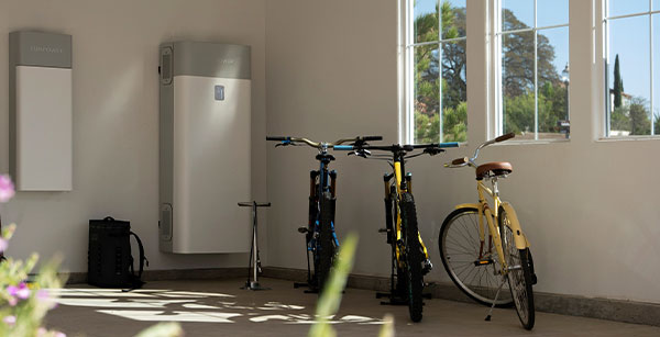 Home battery storage system by Home & Energy Solutions of Florida for continuous energy supply and efficiency.